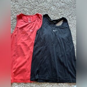 Nike tank top bundle